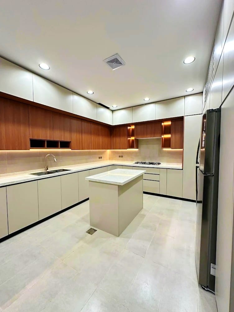 مطابخ تفصيل حسب الطلب 